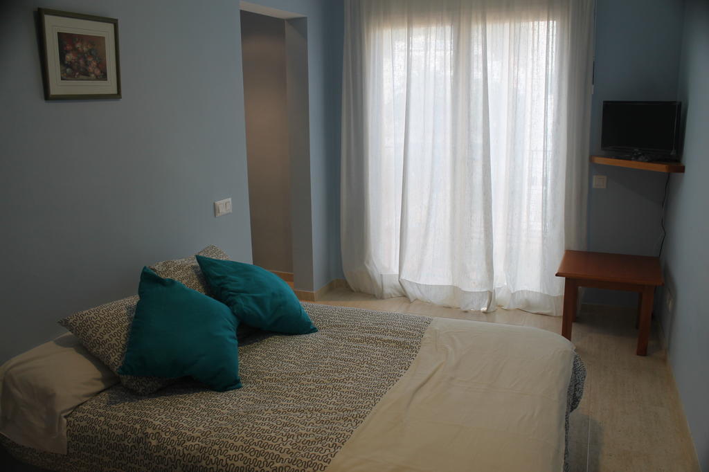 Apartaments Can Claudi Τόσα ντε Μαρ Δωμάτιο φωτογραφία