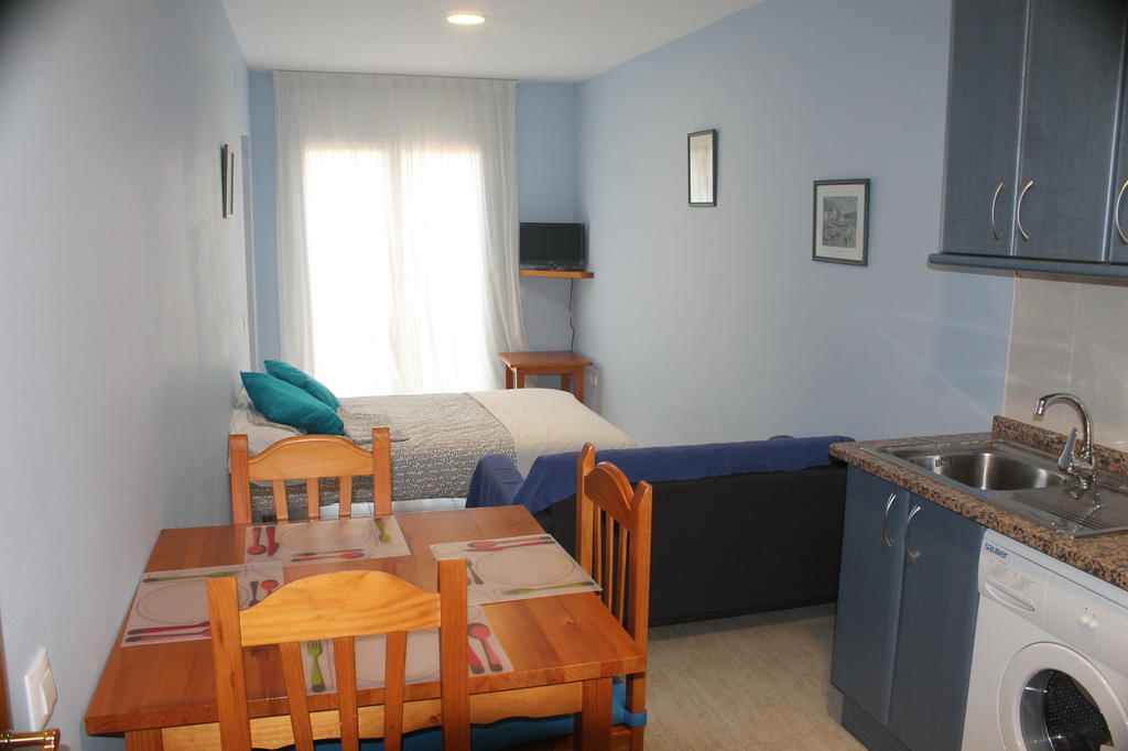 Apartaments Can Claudi Τόσα ντε Μαρ Εξωτερικό φωτογραφία