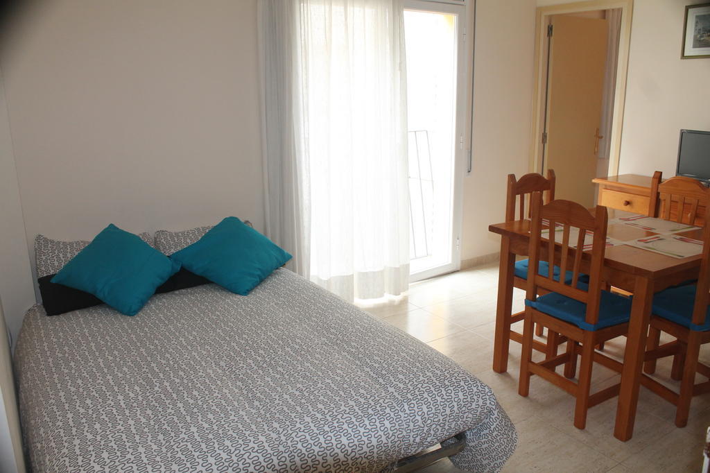 Apartaments Can Claudi Τόσα ντε Μαρ Εξωτερικό φωτογραφία