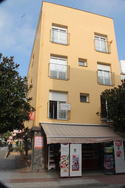 Apartaments Can Claudi Τόσα ντε Μαρ Εξωτερικό φωτογραφία